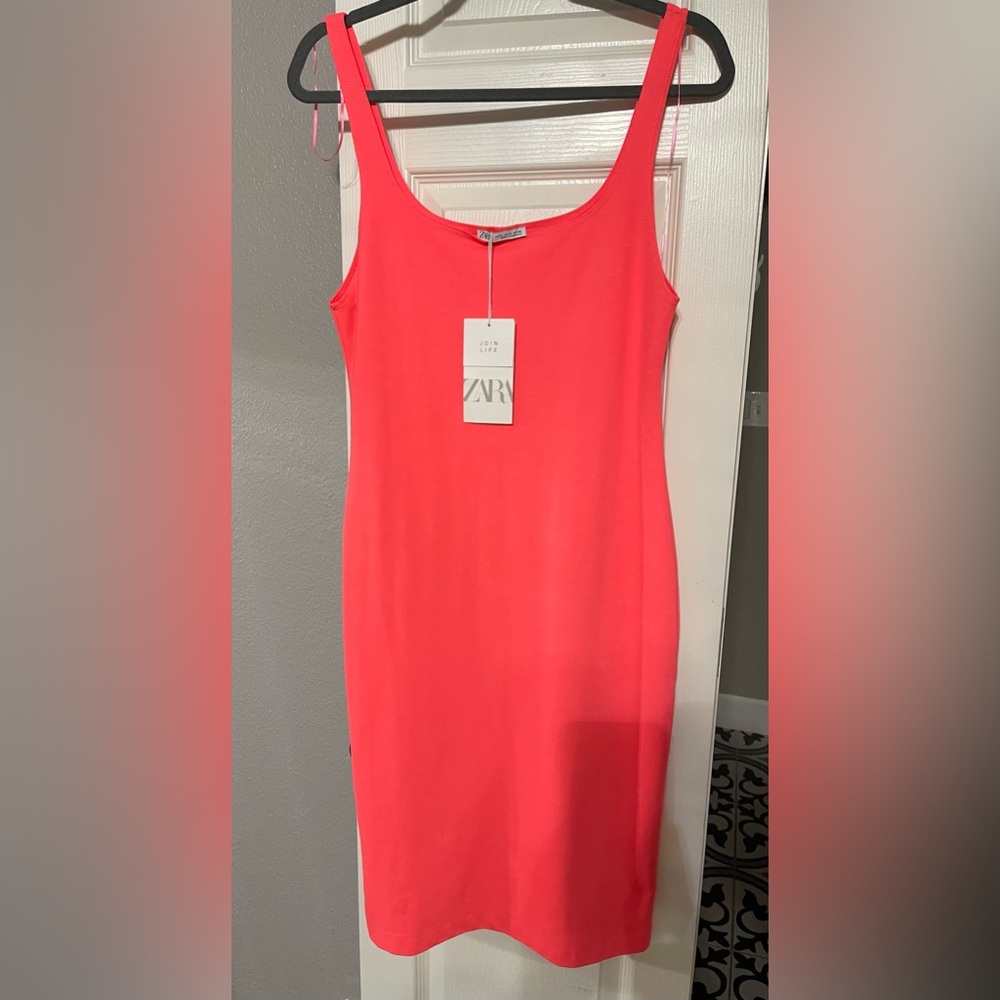 NWT NEON PINK ZARA XL BODYCON